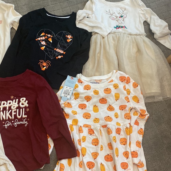 Size 4T Lot of 9 holiday tops/dresses - Picture 4 of 4